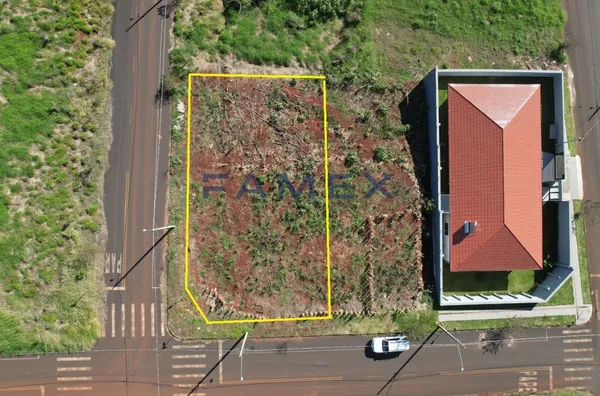 TERRENO À VENDA NO BAIRRO PINHEIRINHO