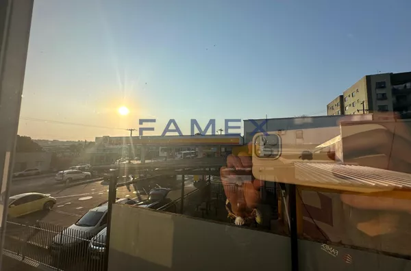 SALA COMERCIAL PARA LOCAÇAO   NA AVENIDA TUPI -  CENTRO - ED JB II