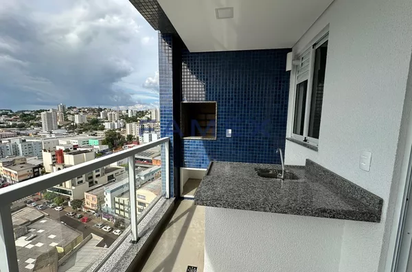 ED. SAFIRA - APARTAMENTO COM 01 SUITE + 01 QUARTO - CENTRO - PRÓXIMO  A PRAÇA CENTRAL