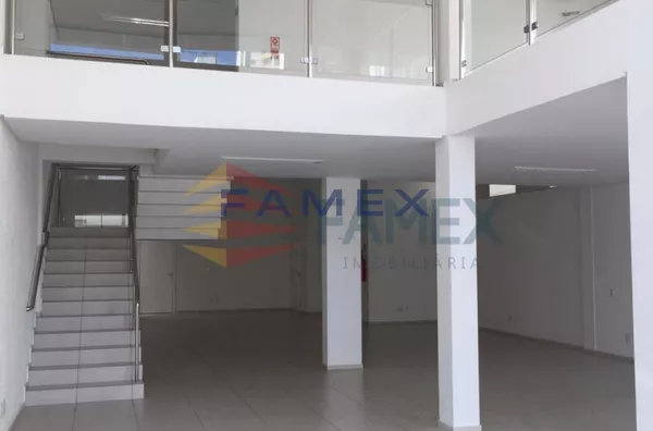 SALA COMERCIAL PARA LOCAÇAO  COM 250 M² - CENTRO  