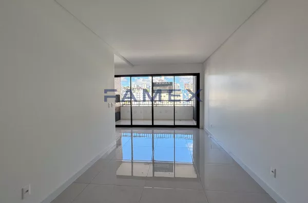 Apartamento para venda no Edifício Turmalina