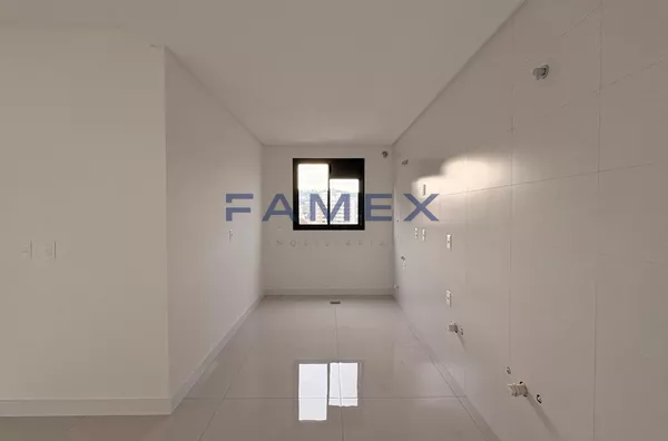 Apartamento à venda com 3 quartos no Edifício Turmalina