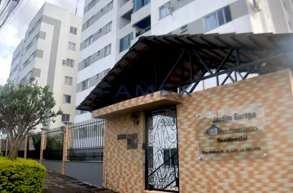 APARTAMENTO À VENDA NO EDIFÍCIO JARDIM EUROPA - CENTRO DE PATO BRANCO/PR 