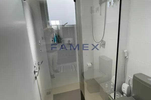 APARTAMENTO ÁREA INTERNA
