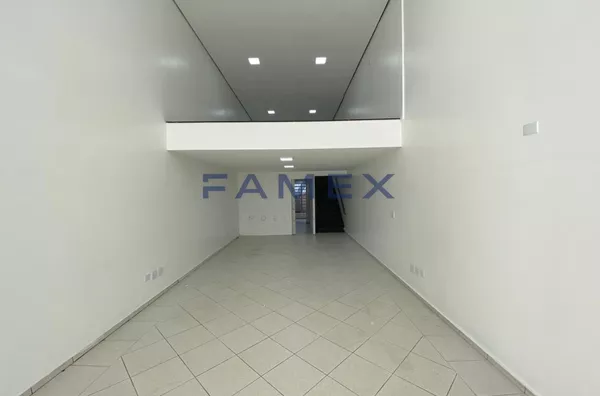 SALA COMERCIAL NO CENTRO PARA LOCAÇÃO