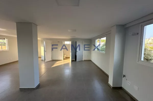 SALA COMERCIAL PARA LOCAÇAO   NA AVENIDA TUPI -  CENTRO - ED JB II