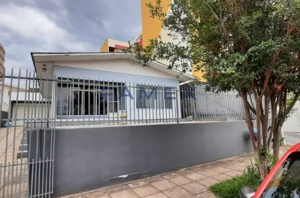 CASA NA REGIÃO CENTRAL