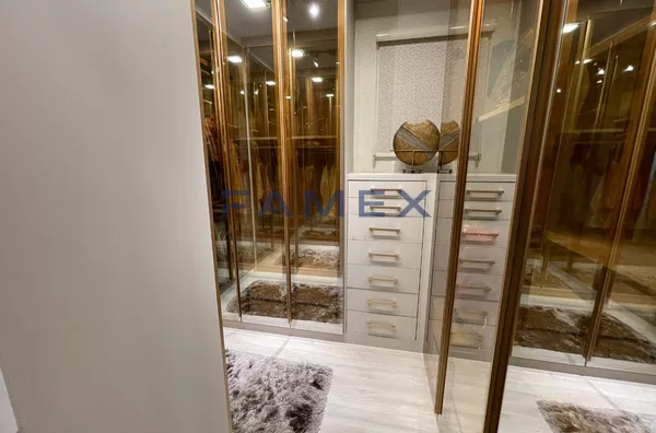 APARTAMENTO ÁREA INTERNA