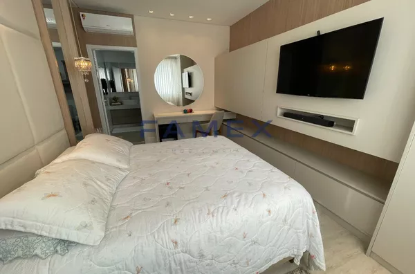 APARTAMENTO ÁREA INTERNA