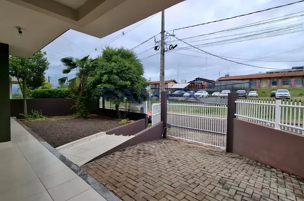 CASA DE ESQUINA À VENDA,  PARQUE DO SOM, PATO BRANCO