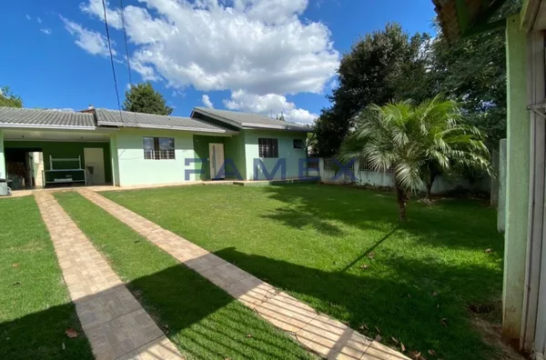 CASA COM SUITE, DOIS DORMITÓRIOS E EDÍCULA NO BAIRRO SAMBUGARO