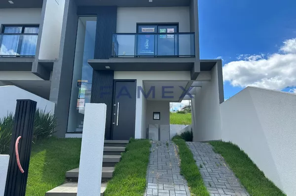 SOBRADO A VENDA  BAIRRO FRARON COM 01 SUITE + 02 QUARTOS