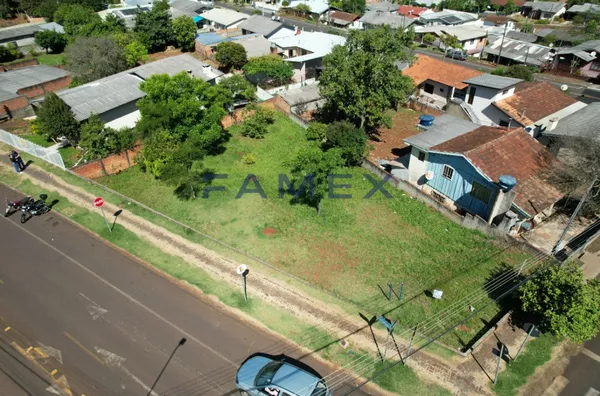 TERRENO DE ESQUINA À VENDA - BAIRRO CRISTO REI   PATO BRANCO/PR  (INTERESSE EM PERMUTA)