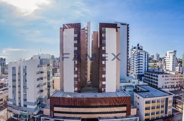Apartamento  no Centro Ed Monna  Lisa   com  01 suíte + 01 quarto