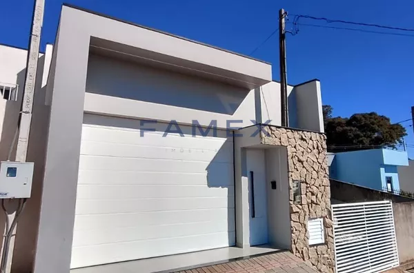 CASA À VENDA-BAIRRO PLANALTO-PATO BRANCO-PR-