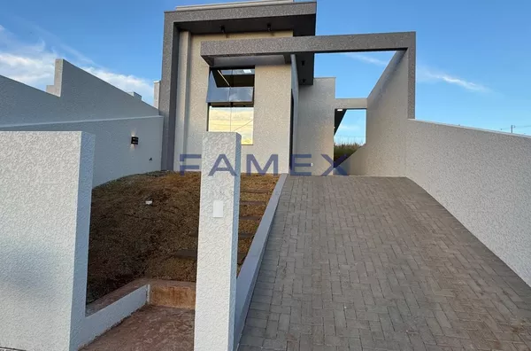 CASA NOVA À VENDA NO BAIRRO FRARON