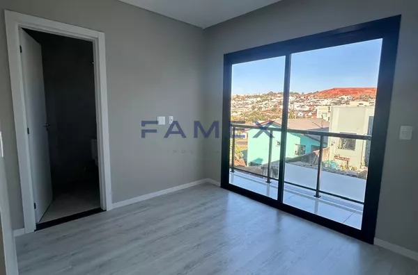 Sobrado para , 3 quarto(s),  Fraron, Pato Branco