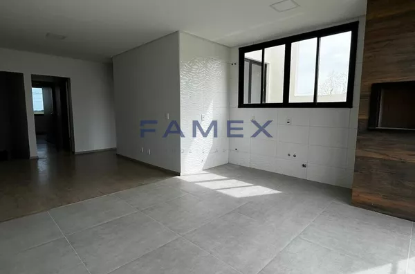 CASA A VENDA NO FRARON, COM 1 SUITE + 2 QUARTOS LOCALIZADA PROXIMO À UTFPR e UNIDEP