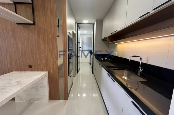 APARTAMENTO PARA LOCAÇÃO MOBILIADO COM 01 SUÍTE + 01 QUARTO NO CENTRO