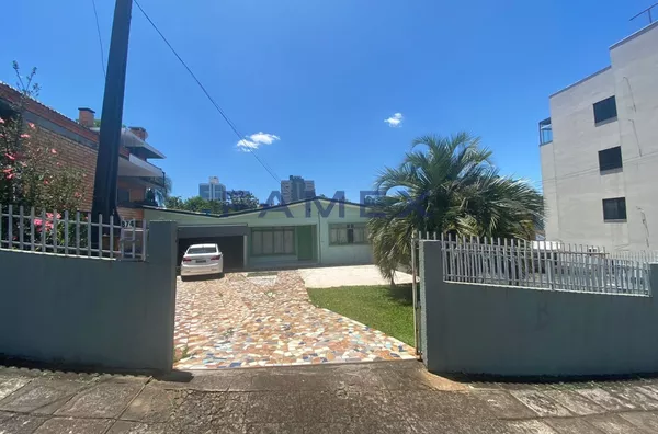 EXELENTE OPORTUNIDADE DE TERRENO NO CENTRO  - PROXIMO A POLICLINICA