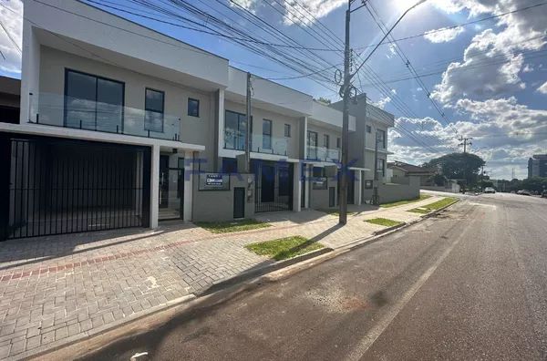 SOBRADO PARA LOCAÇÃO NO BAIRRO LA SALLE COM 02 SUÍTES