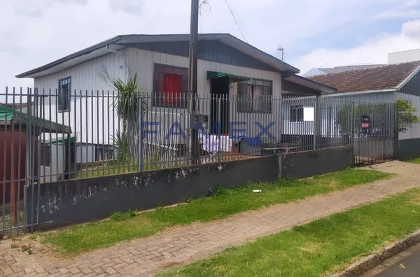 CASA À VENDA NO BAIRRO SANTA TEREZINHA