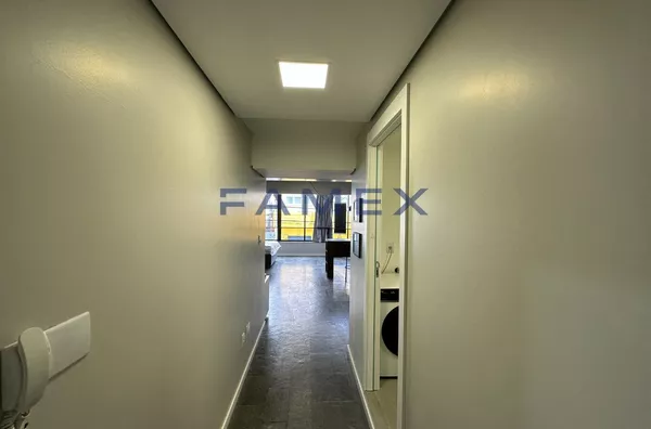 APARTAMENTO MOBILIADO PARA LOCAÇÃO -  COM 01 QUARTO - PRÓXIMO A PRAÇA CENTRAL