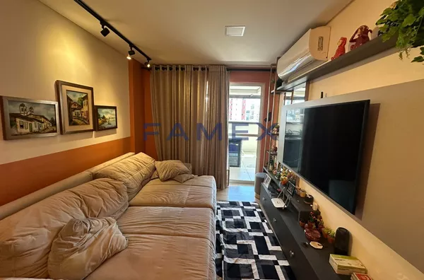 APARTAMENTO  GARDEN MOBILIADO NO CENTRO COM  01 SUÍTE + 01 QUARTO