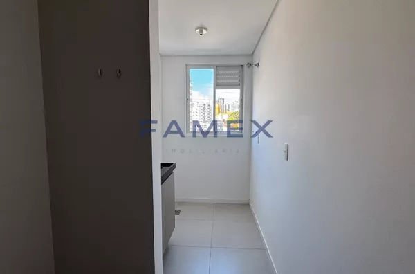 ED. SAFIRA FINAL 05 - APARTAMENTO COM 01 SUITE + 01 QUARTO - CENTRO - PRÓXIMO  A PRAÇA CENTRAL