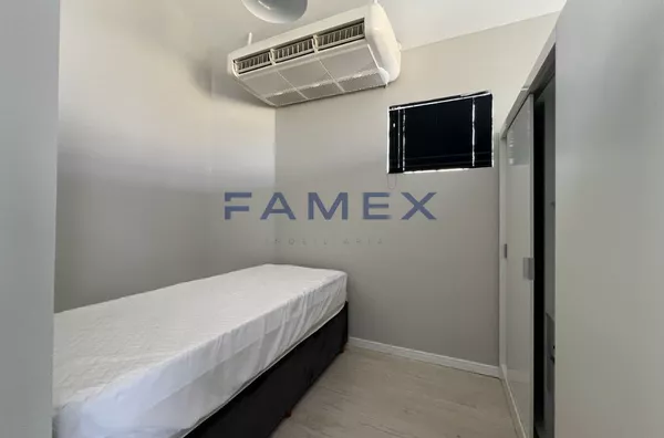 APARTAMENTO MOBILIADO PARA LOCAÇÃO -  COM 01 QUARTO - PRÓXIMO A PRAÇA CENTRAL