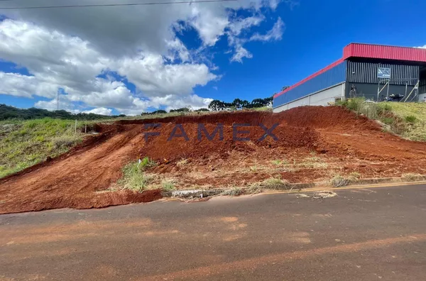 Terreno à venda - 427,66m² - Bairro Industrial - Pato Branco