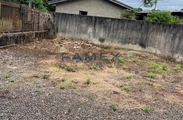CASA A VENDA NO BAIRRO BONATTO EM PATO BRANCO - 2 QUARTOS