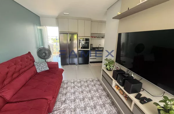 CASA À VENDA NO BAIRRO FRARON