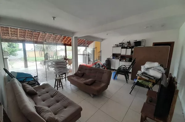 Rancho com 2 suítes e mobiliado para venda no Residencial Nova Era, em Paulicéia-SP
