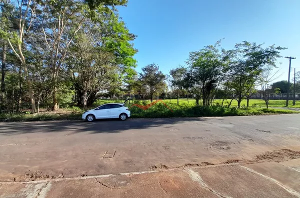 Casa com 3 dormitórios garagem para 2 carros para venda no bairro Nosso Teto, em Panorama/SP
