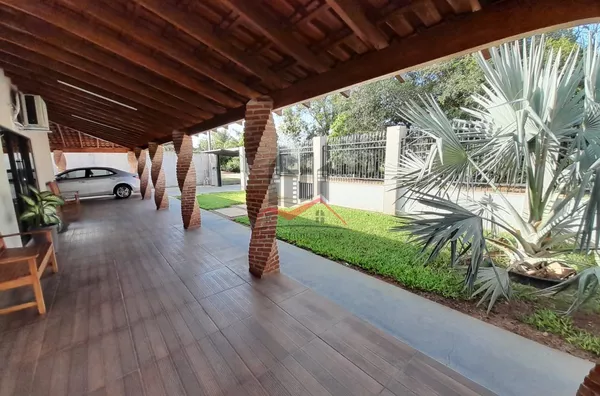 Casa nova mobiliada com 3 dormitórios e garagem para 3 carros com usina solar a venda,  no bairro Aldeia do Lago 1, em Panorama-SP