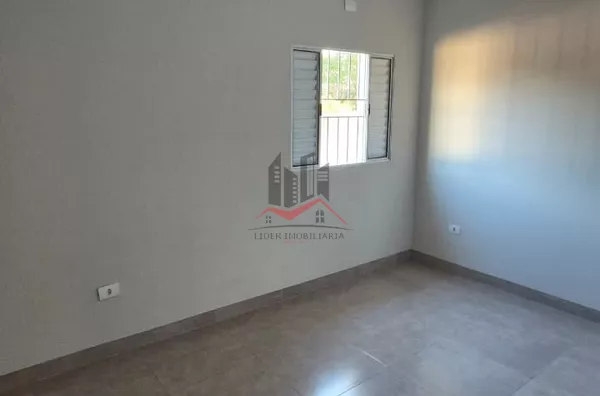 Casa para Venda ás Margens do Rio Paraná 2 quartos,1 sala, 1 Cozinha americana, Lavanderia e área livre nós Fundos
