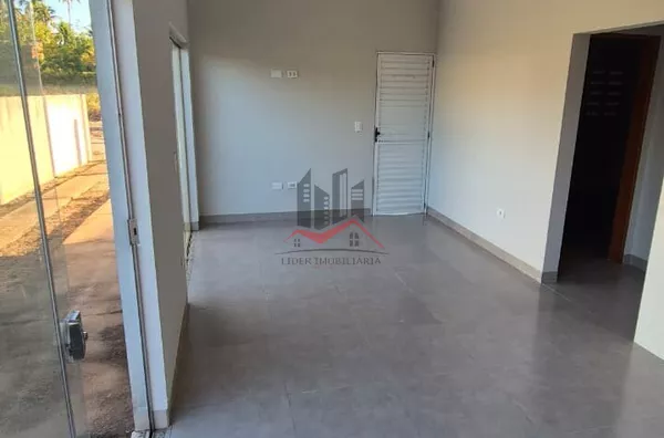 Casa para Venda ás Margens do Rio Paraná 2 quartos,1 sala, 1 Cozinha americana, Lavanderia e área livre nós Fundos