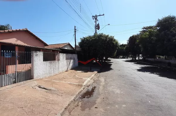 Casa com 3 quartos para venda no bairro Nosso Teto, em Panorama