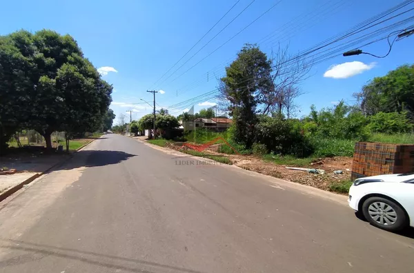 Terreno de 430 m² para venda na rua Quintino Maudonet, em Panorama