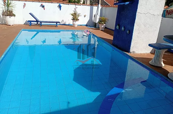 Rancho para Venda com 4 Suítes no Residencial Rio Paraná  