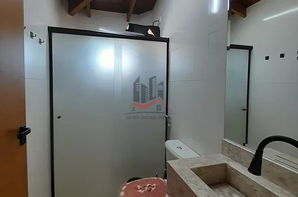 Banheiro externo