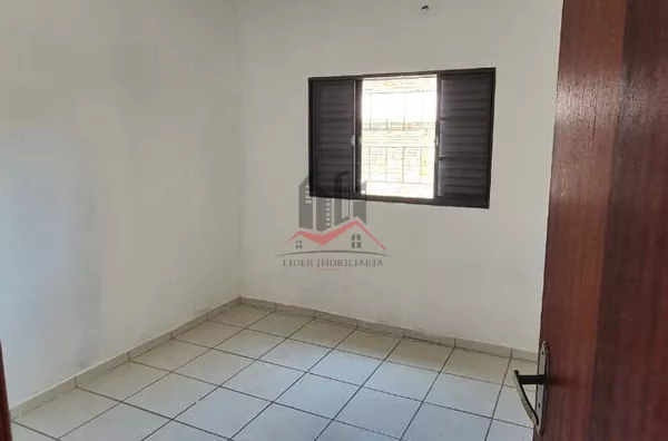 Casa para locação de 02 quartos, no centro de Panorama/SP.