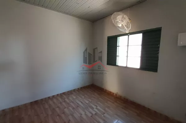 Casa com 3 quartos para aluguel no bairro Hospital, em Panorama