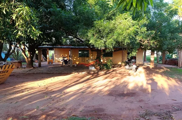 Chácara de  4.500 m² com 2 casas à 10 minutos de Panorama 