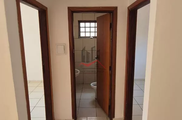 Casa para locação de 02 quartos, no centro de Panorama/SP.