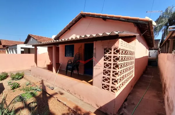 Casa com 3 quartos para venda no bairro Nosso Teto, em Panorama