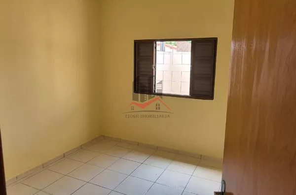 Casa para aluguel,  2 quartos,  Nosso Teto, Panorama