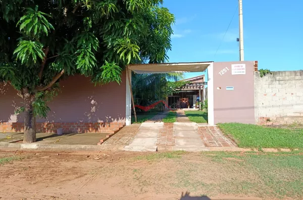Casa a venda com 2 dormitórios e piscina no Condomínio Portal dos Dourados, em Paulicéia-SP