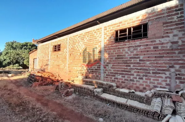 Terreno bem localizado de 468 m² para venda na Rua Geraldo Pereira, em Panorama